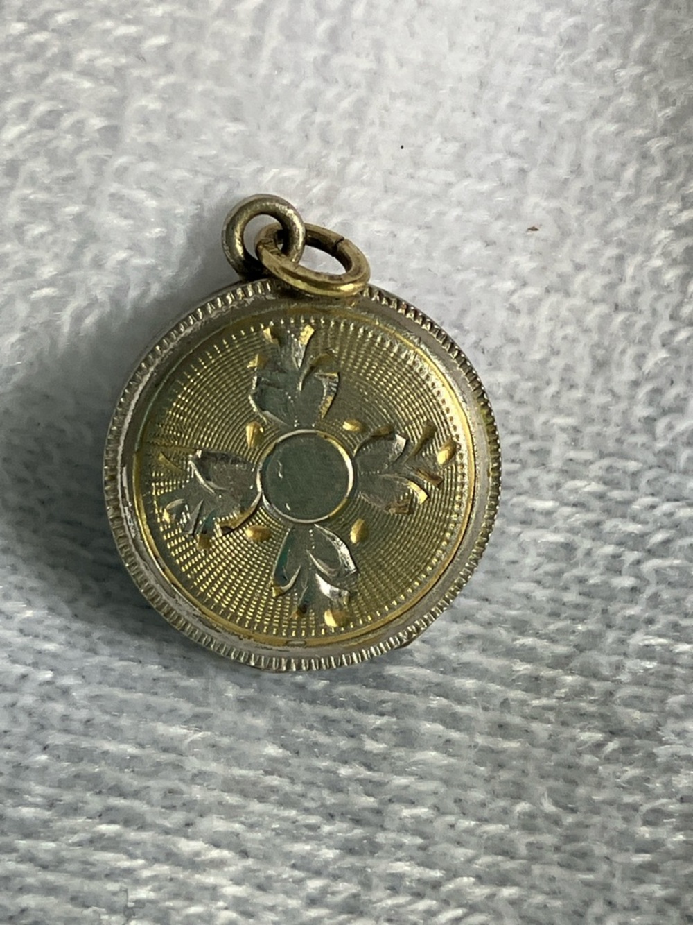 Antique Round Floral Medallion Locket Pendant Engraved Hearts